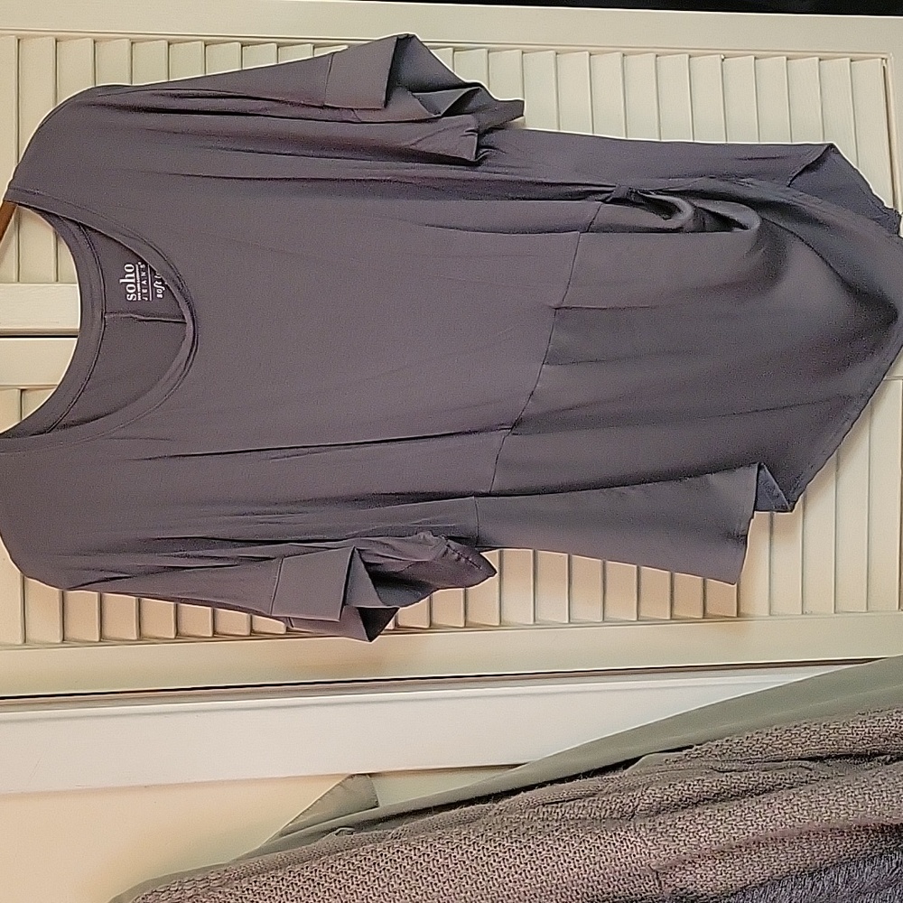 Soho Charcoal Women's Short Sleeve Top